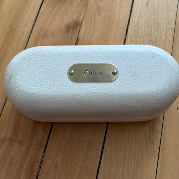 Chloe sunglasses! - Picture 2 of 6